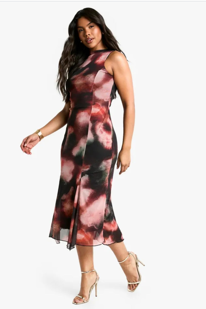 Boohoo
Abstract Godet Hem
Midaxi Dress | Size 12
