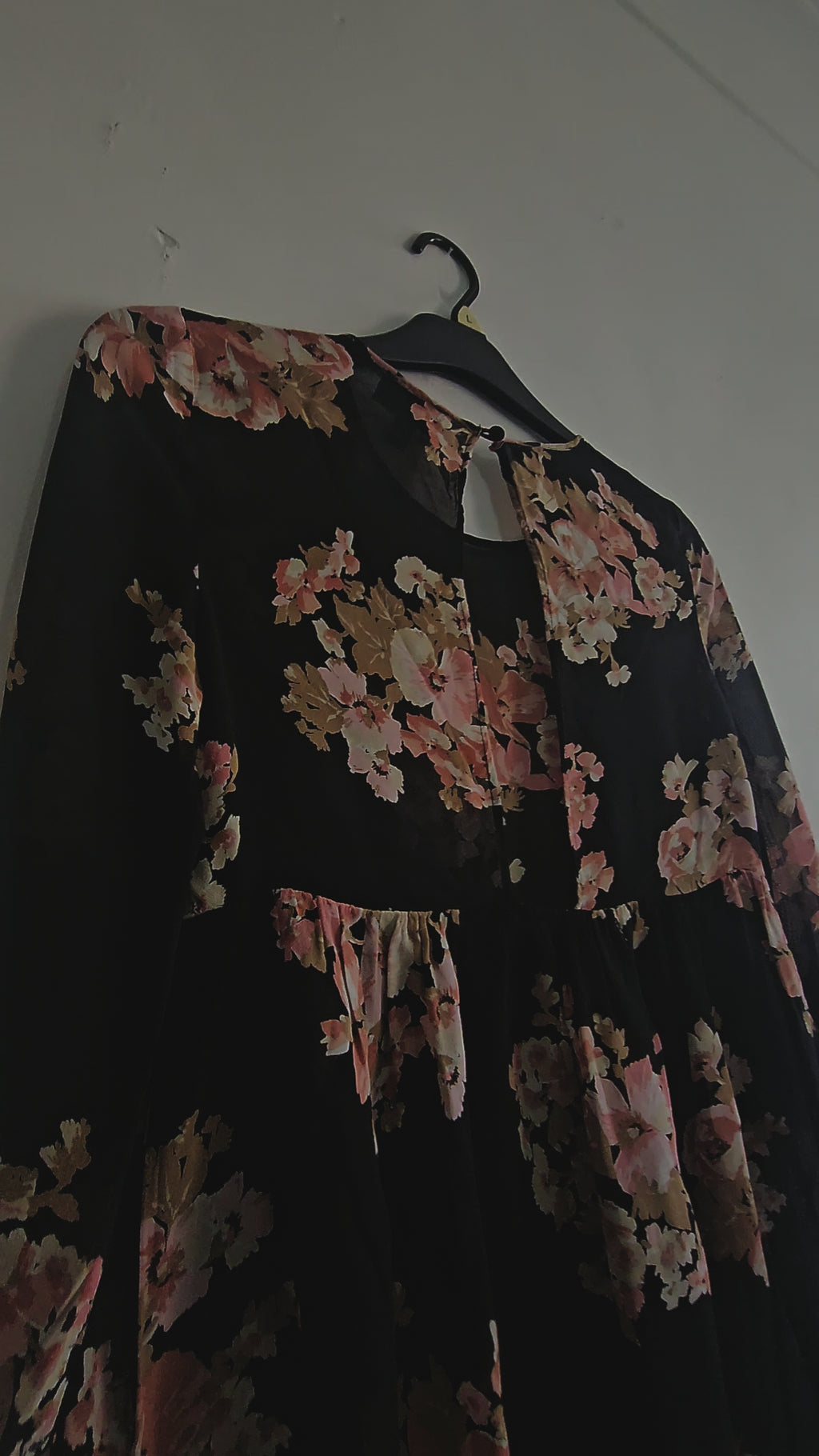 TOPSHOP Black Floral Long Sleeve Chiffon Blouse – Size US 6 / UK 10 | Lightweight, Elegant, Feminine