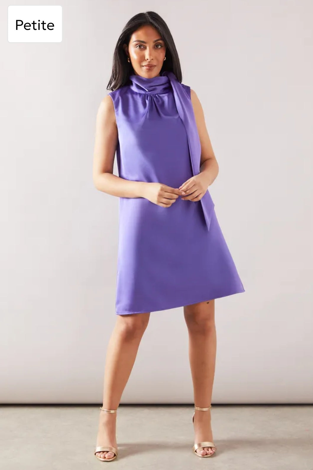 Wallis
Petite High Neck Satin
Shift Dress | Size 16
