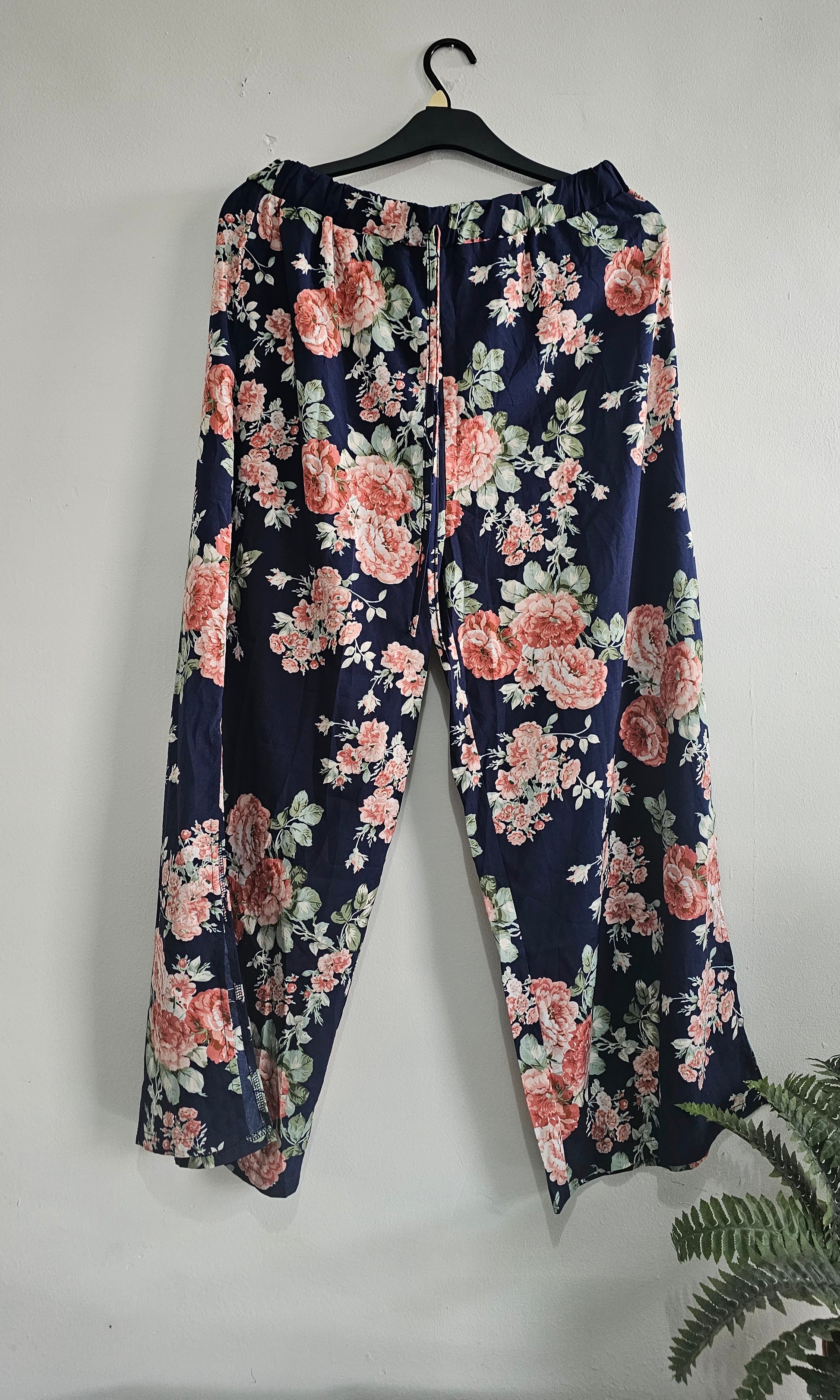 Navy Floral Print Wide-Leg Trousers – Size XXL | Lightweight Summer Pants